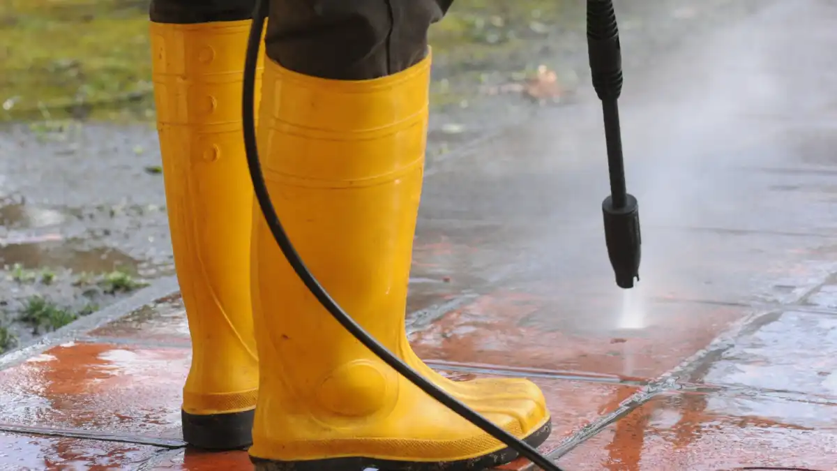 pressure washing services in Bluffton