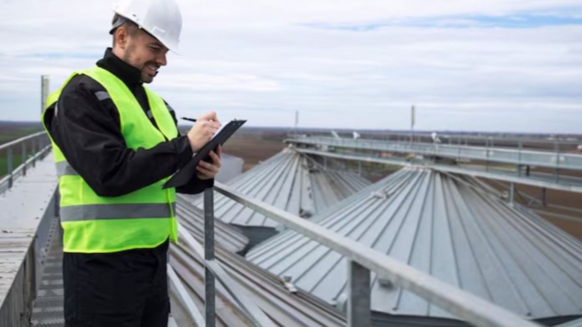 Asphalt vs. Metal Roofing