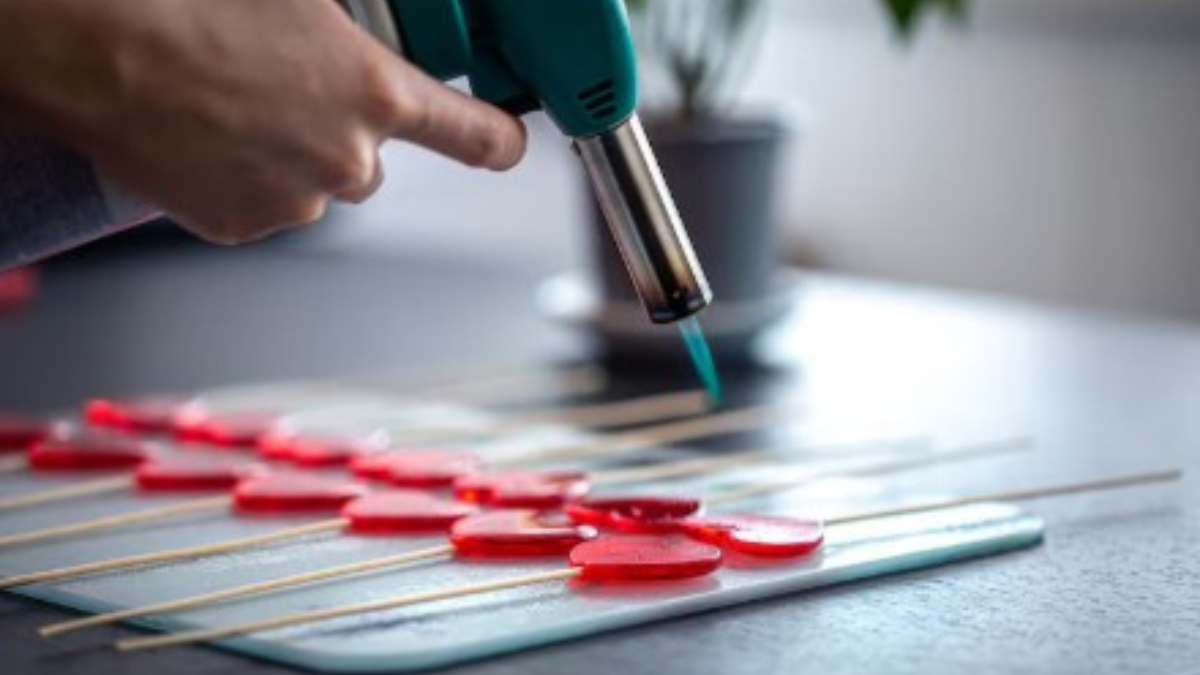 pneumatic rivet nut gun