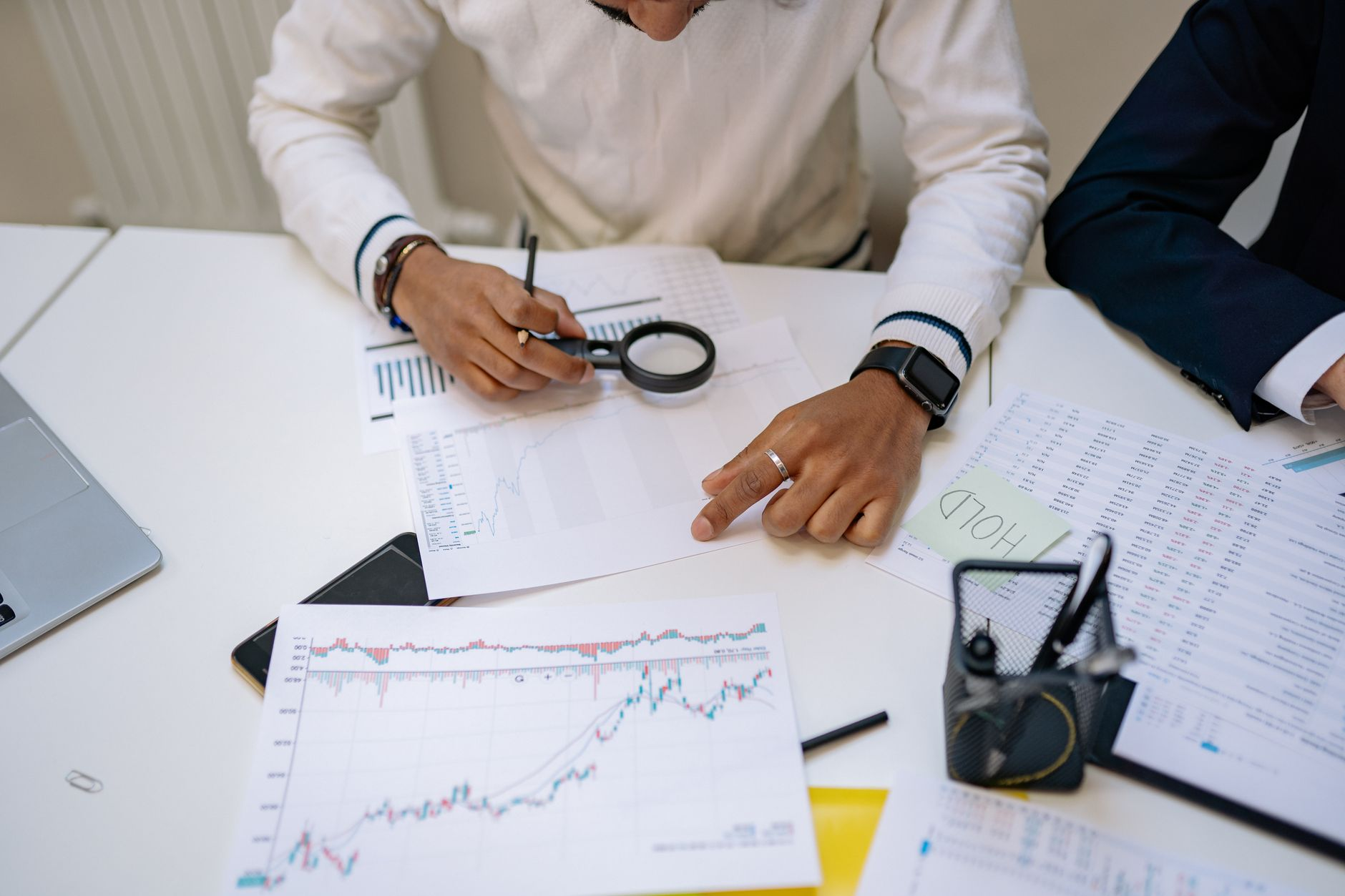 analyst investing predictions