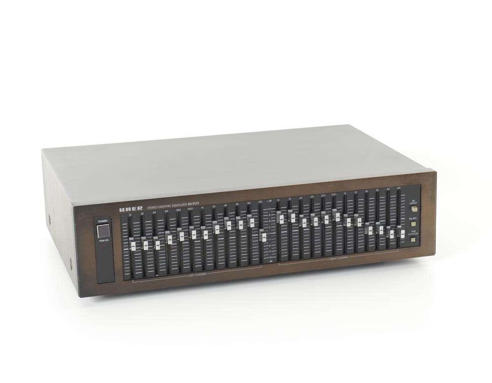 Quad Equalizer: Boost Bass and Clear Vocals Instantly