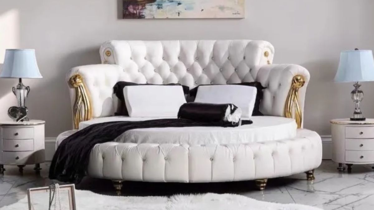 Round Bed