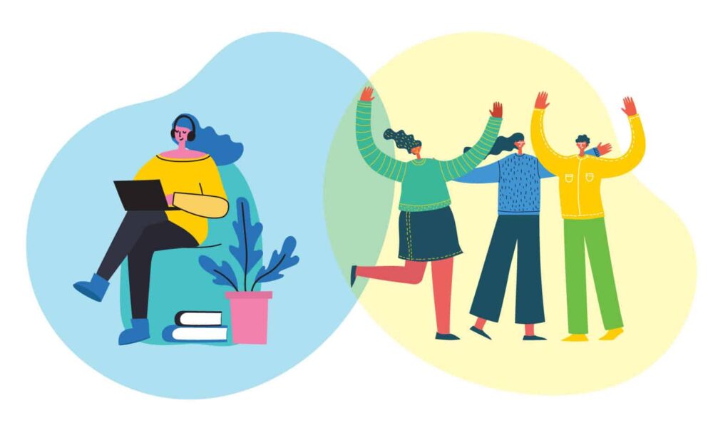 Extroly Com: How Users Found Their Tribe and Thrived